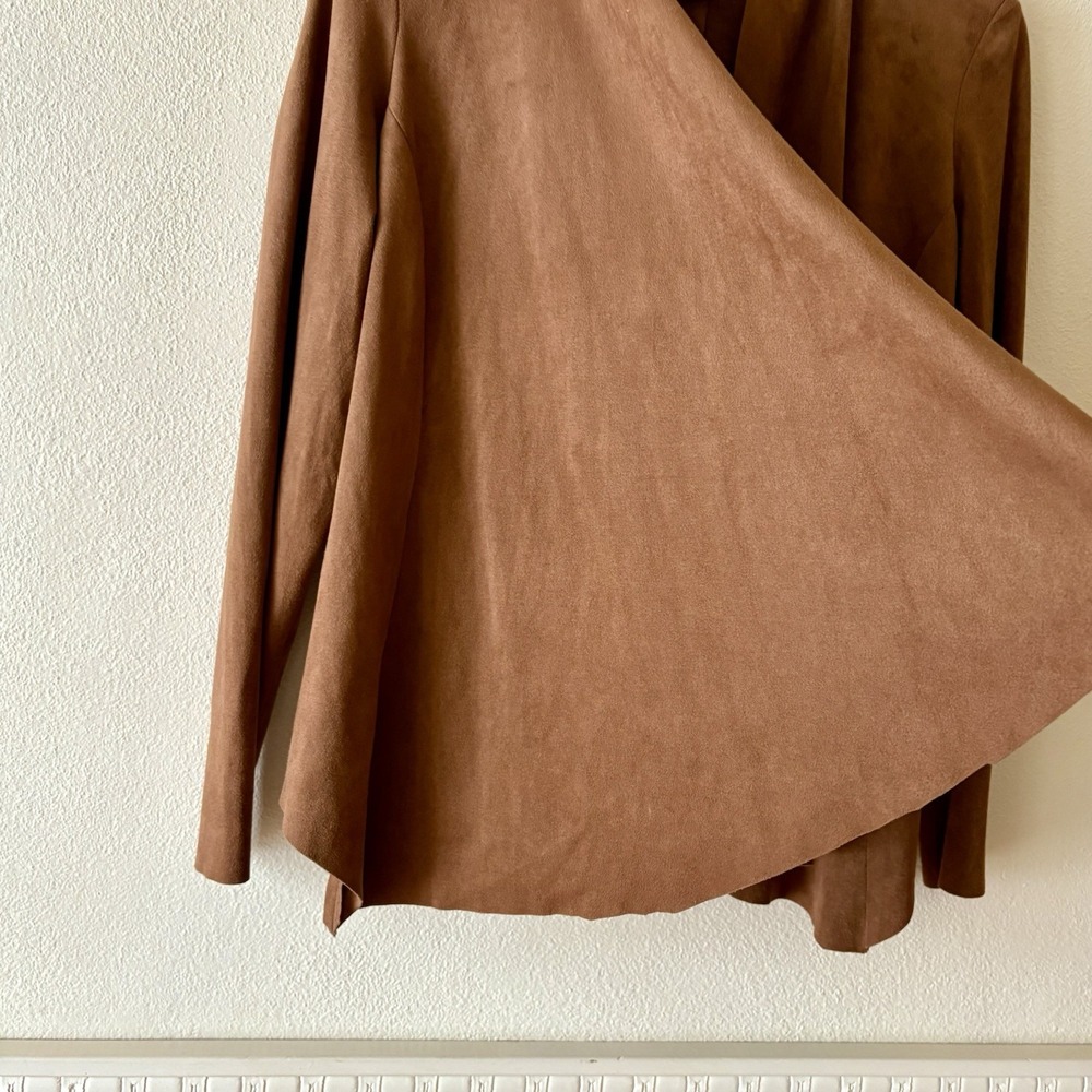 Live A Little faux suede open drape front‎ jacket - Picture 9 of 12